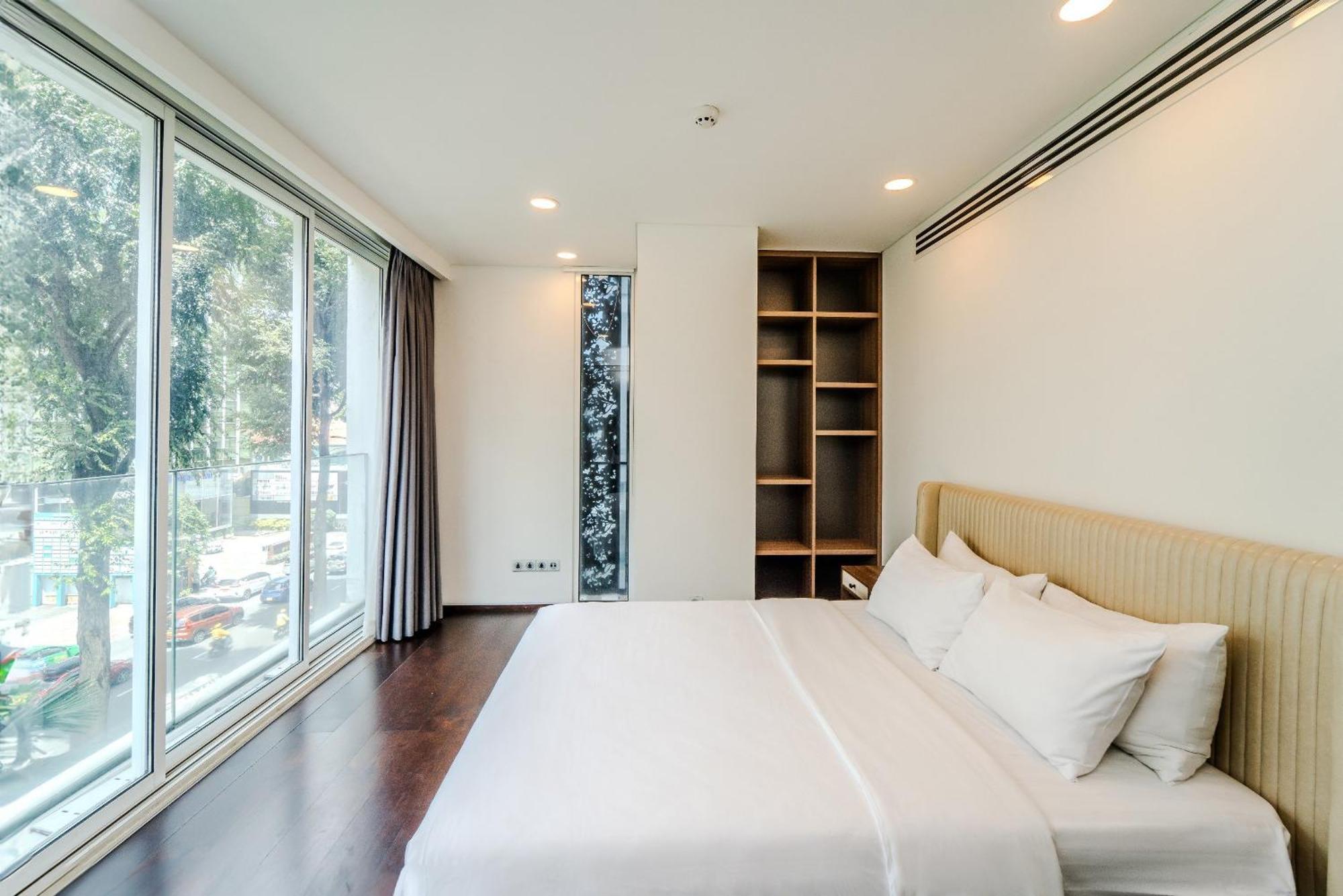Serenity Saigon Sky Villas - Free One Way Airport Shuttle Ho Chi Minh City Exterior photo