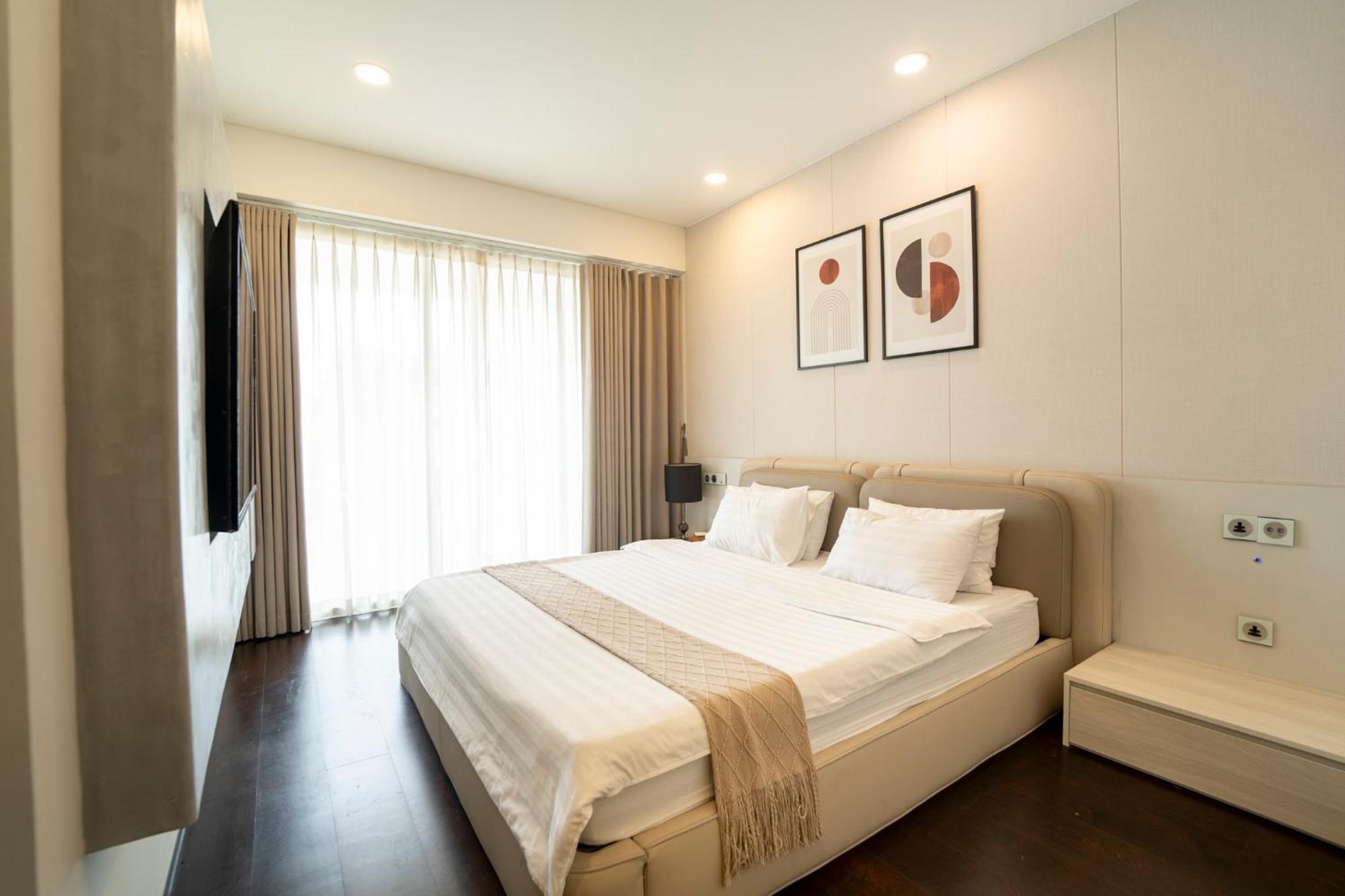 Serenity Saigon Sky Villas - Free One Way Airport Shuttle Ho Chi Minh City Exterior photo