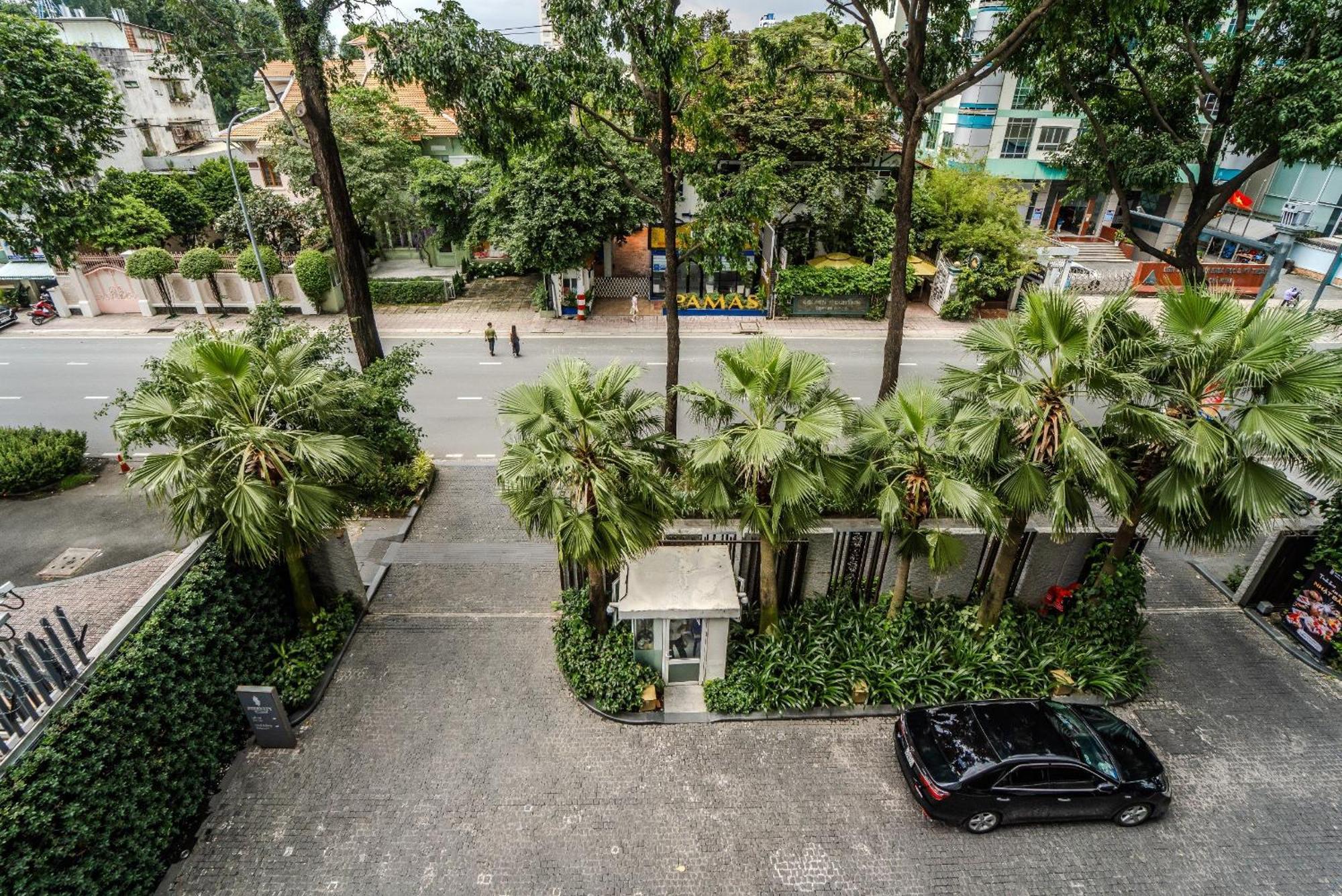 Serenity Saigon Sky Villas - Free One Way Airport Shuttle Ho Chi Minh City Exterior photo