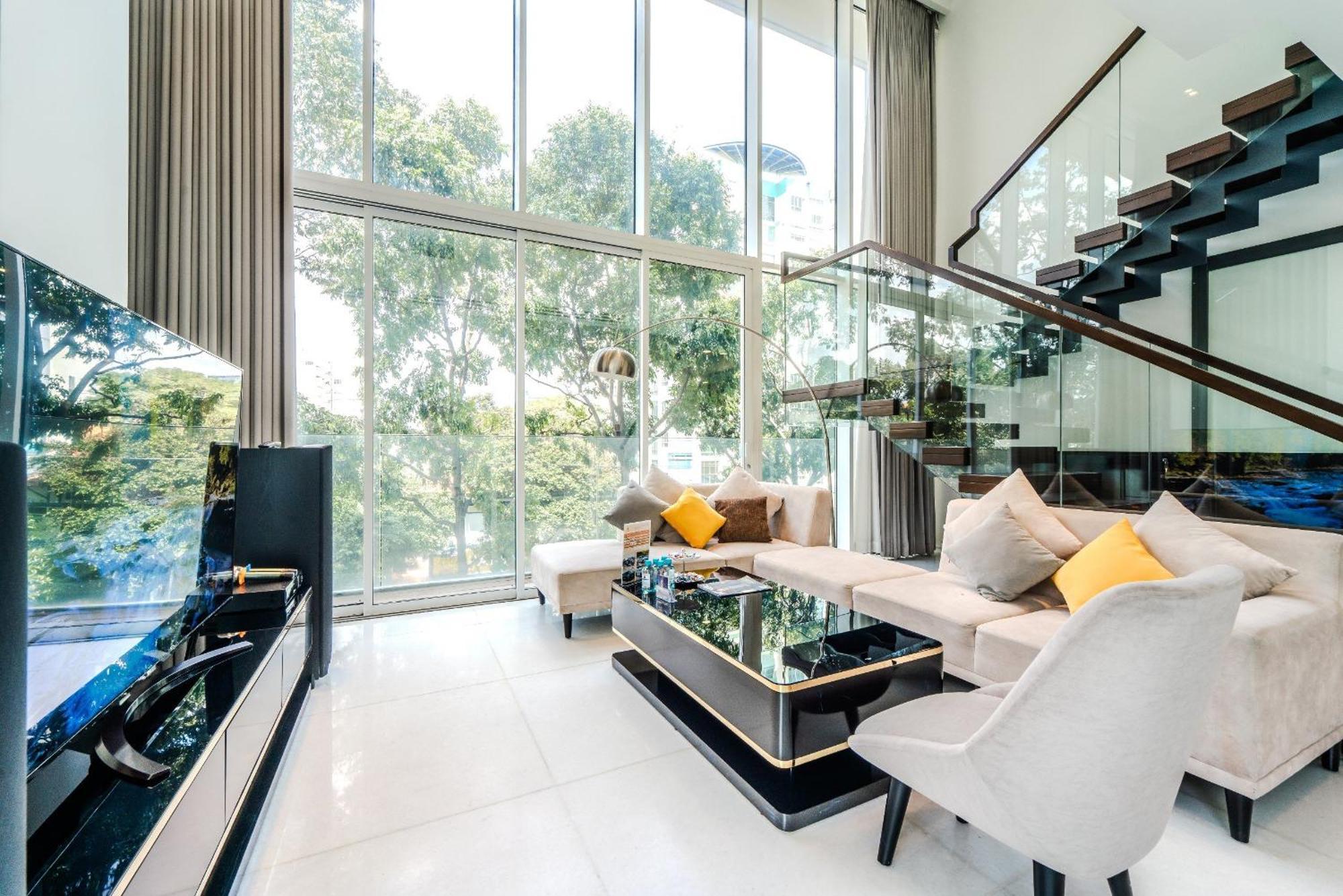 Serenity Saigon Sky Villas - Free One Way Airport Shuttle Ho Chi Minh City Exterior photo